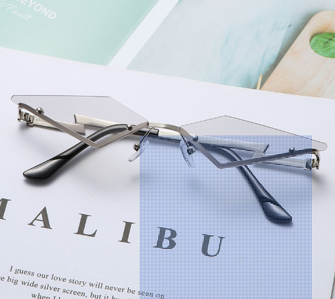 Chic Retro Tassel Steampunk Sunglasses