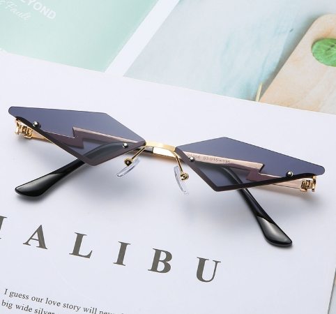 Chic Retro Tassel Steampunk Sunglasses