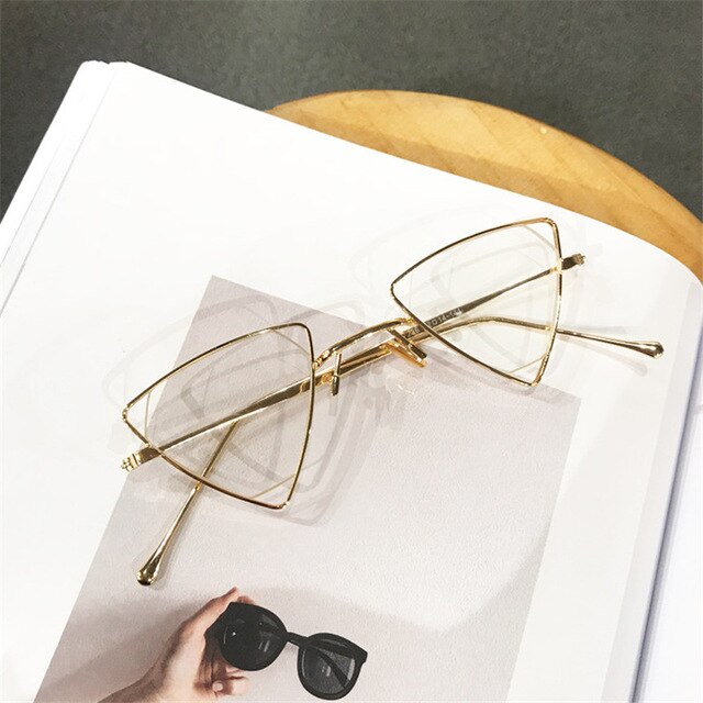 Captivating Edge Triangle Sunglasses
