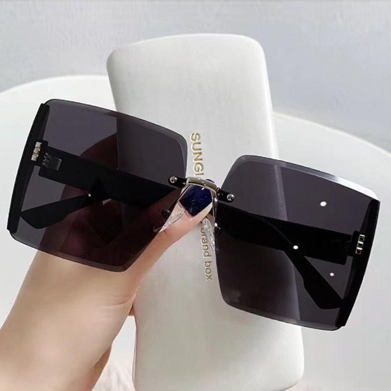 Beachside Elegance Fashion Sunglasses
