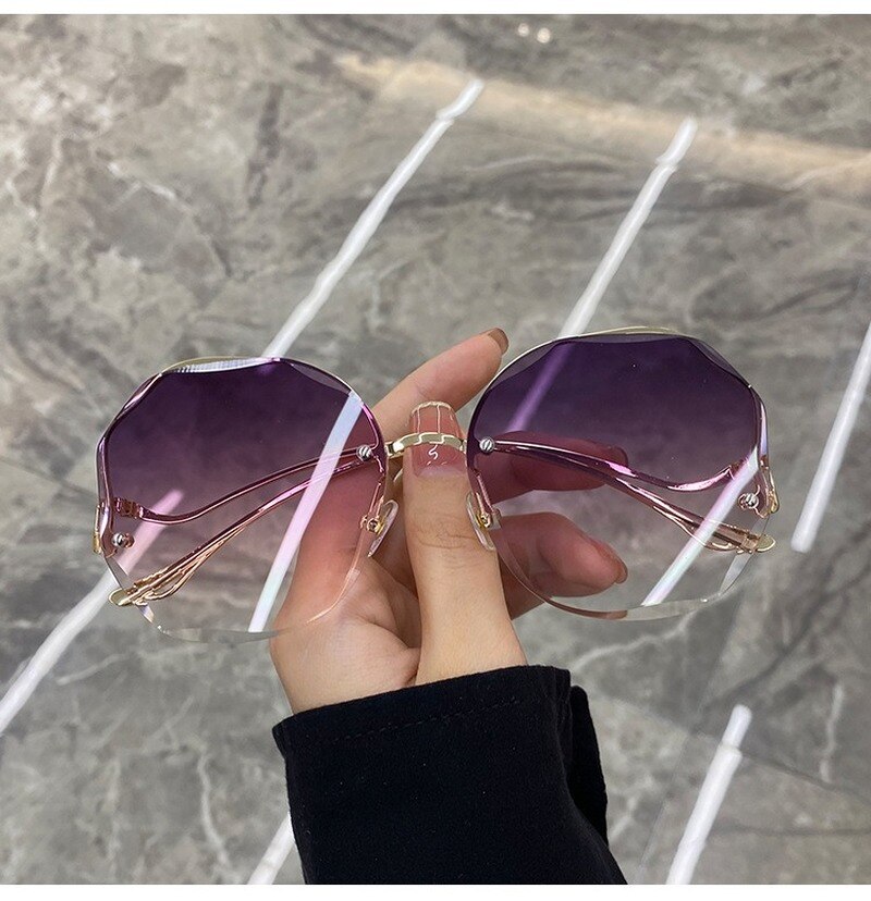 Retro Radiance Borderless Gradient Sunglasses
