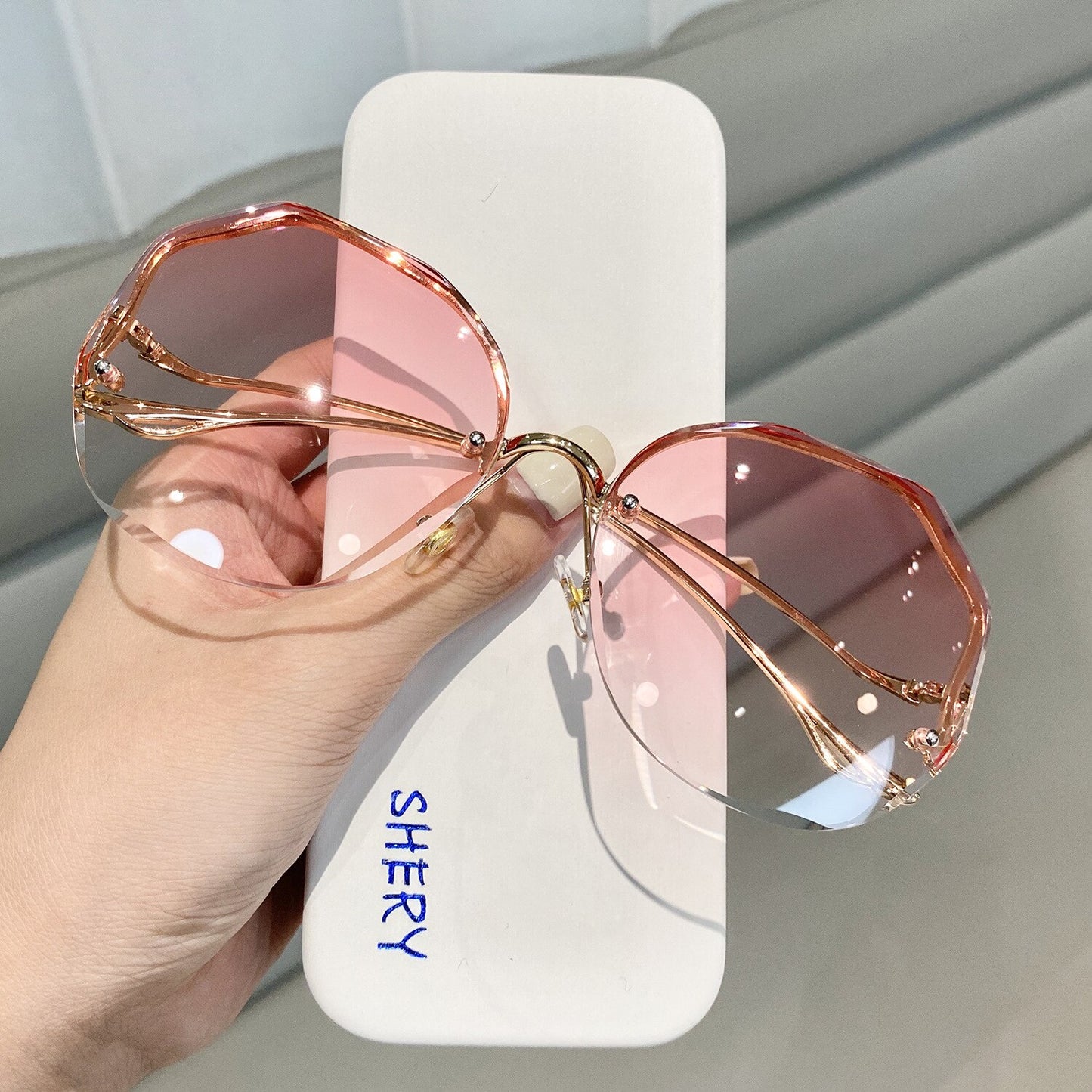 Retro Radiance Borderless Gradient Sunglasses