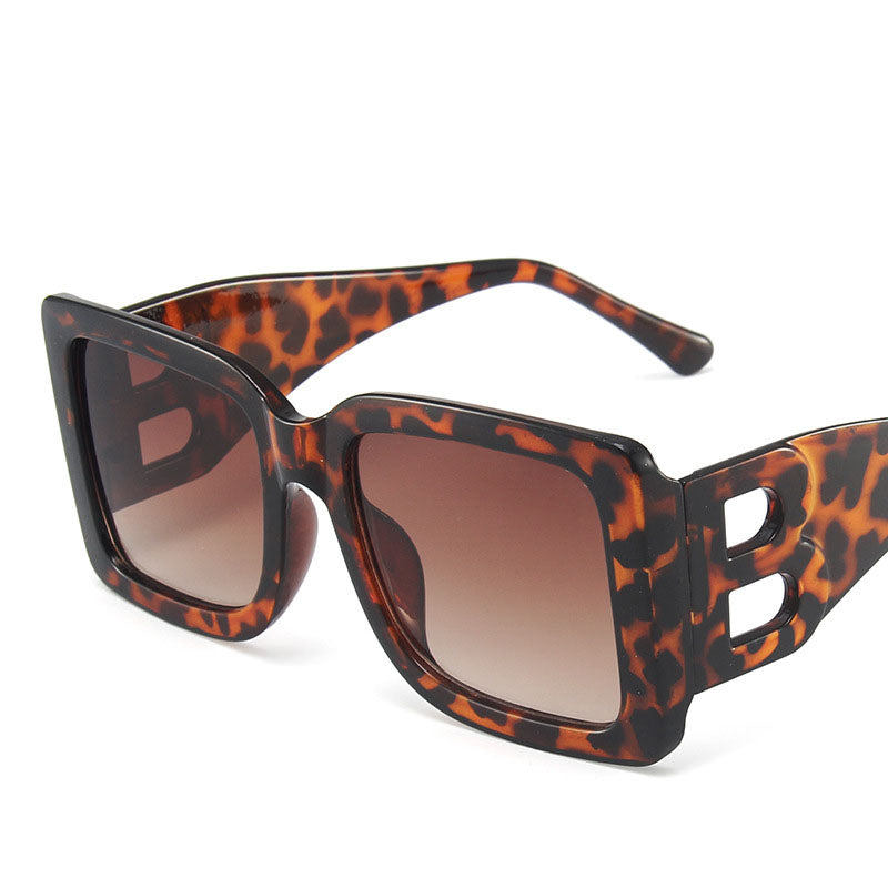 Modernista B-Shape Hollow Temple Large Square Sunglasses