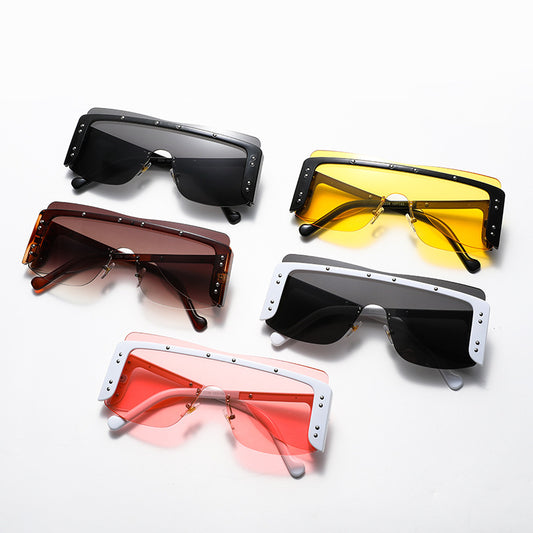 Sleek Voyage Sunglasses