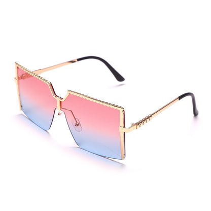 Sleek Elegance Oversized Square Sunglasses