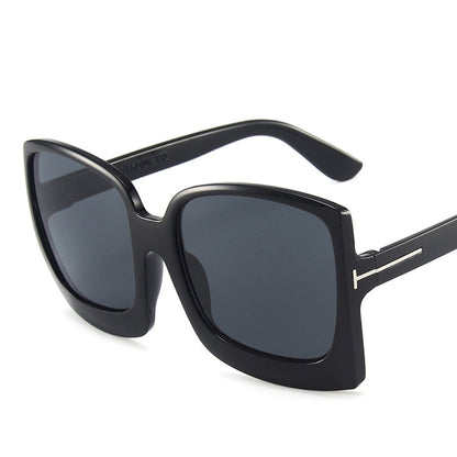 Retro Allure Oversized Sunglasses